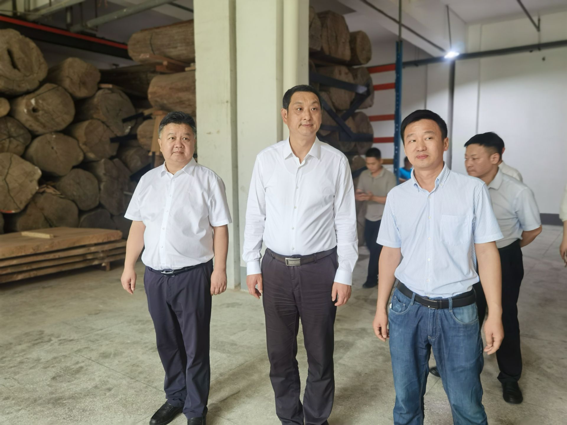 正在上传...